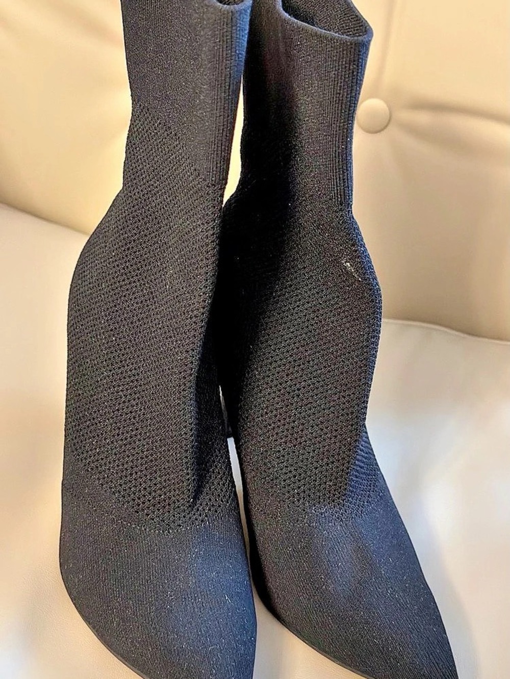 Black Pointed-Toe High Heel Boots